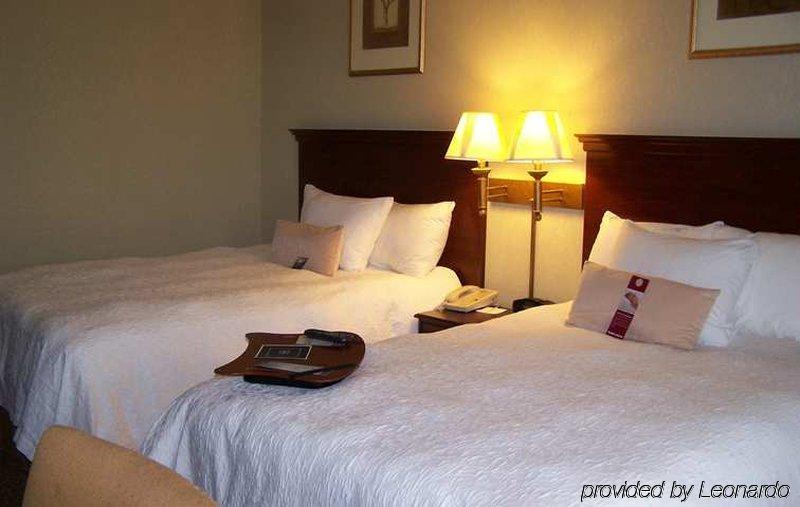 Hampton Inn & Suites Хобс Стая снимка